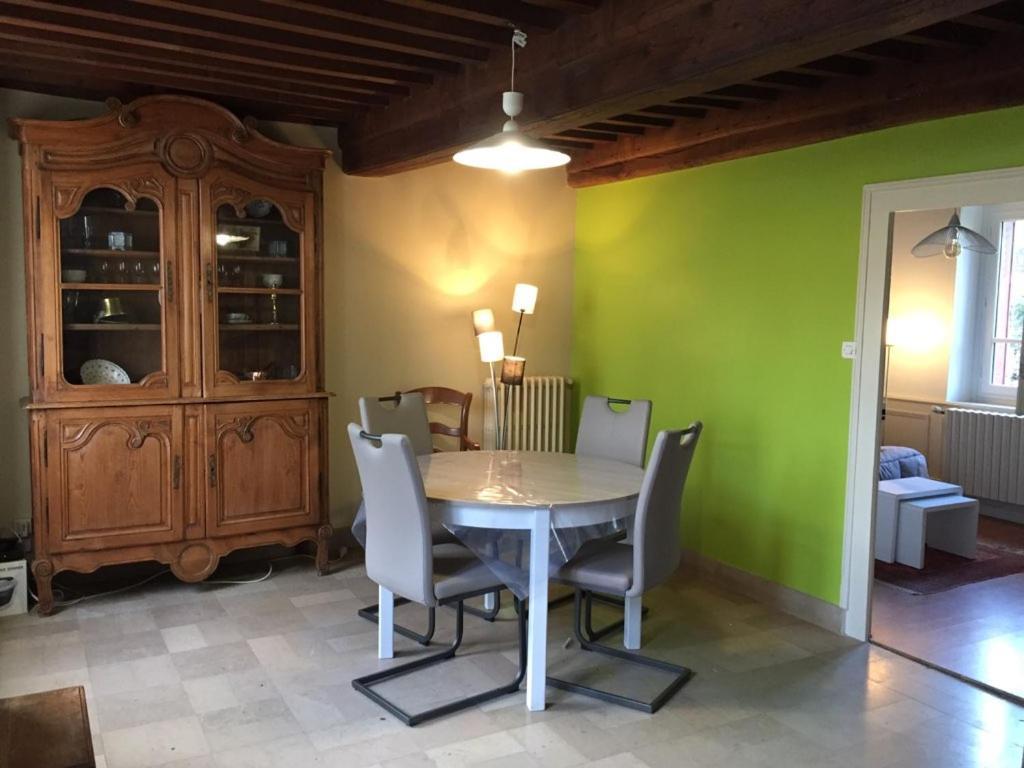 L' Huis-Au-Tilleul Quarré-les-Tombes Eksteriør bilde